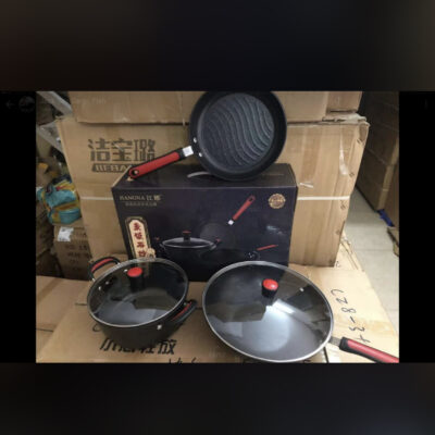 Sauce pan and wok set